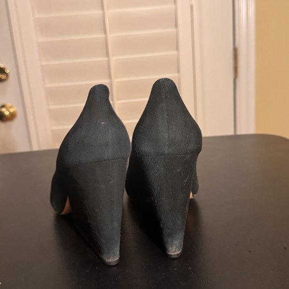 Loeffler Randall size 7 with chunky black heel wedge like silhoutte pump shoe - Picture 11 of 12